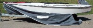 Easy to unzip, clean the boat and re-zip!
